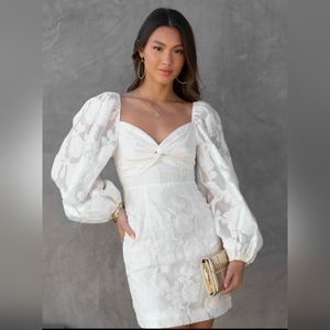 vici Dove Floral Textured Puff Sleeve Mini Dress - Cream